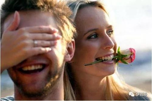 第一次和爱人“滚床单”,老司机教你几招!