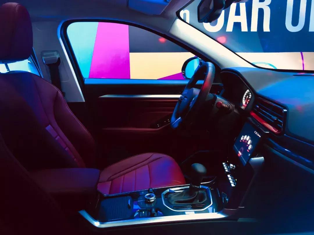 哈弗F系和Supreme之间,差了100个Acne