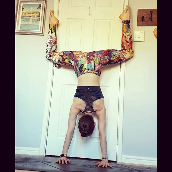 腿弯健身矫正,腿不直怎么矫正瑜伽