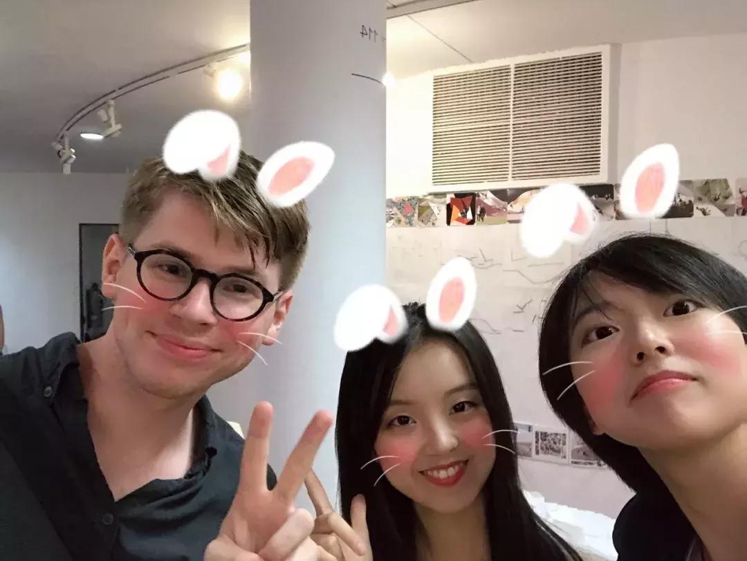 Y·T：今年夏天，我在哥大搬砖