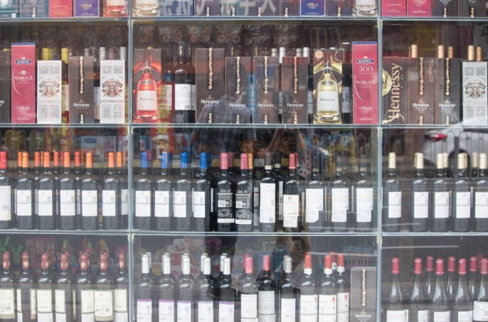 中葡酒业官方旗舰店直播,中葡酒业最新利好