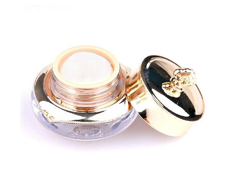 不用眼霜好不好,不用眼霜真的老得快吗