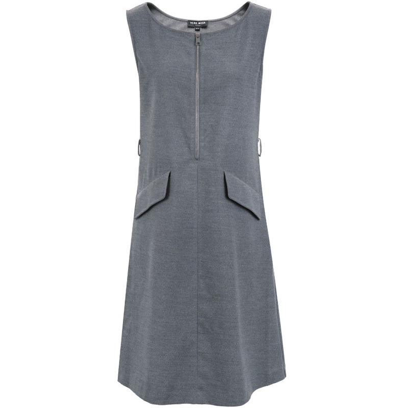 背心裙穿起来真的超级洋气,背心裙怎么穿最时尚