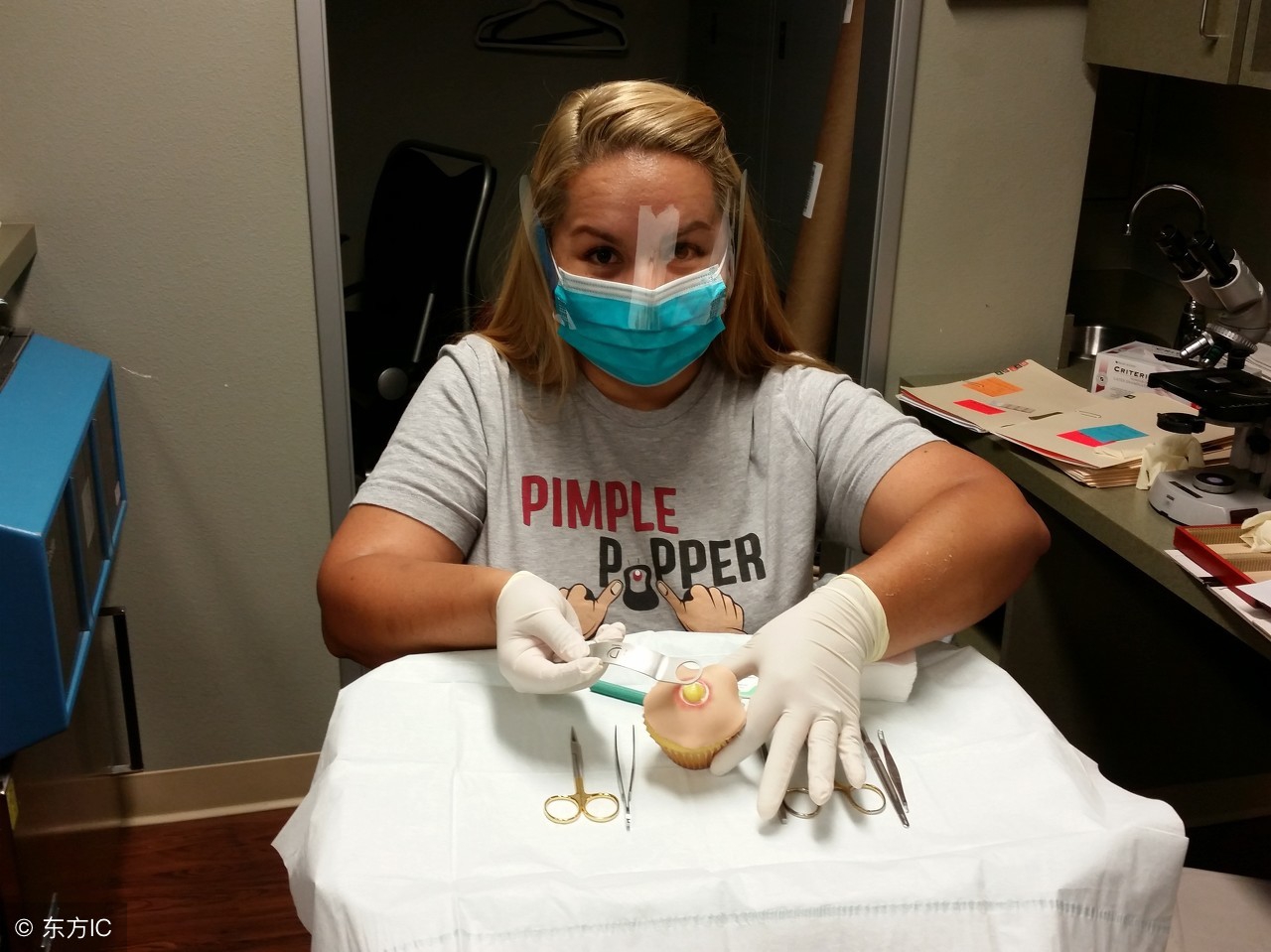 痘痘到底要不要针清,后背粉刺痘痘清理过程