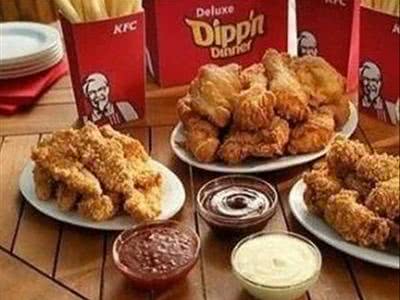 肯德基全家桶好还是中国版好,肯德基全家桶和一般的区别