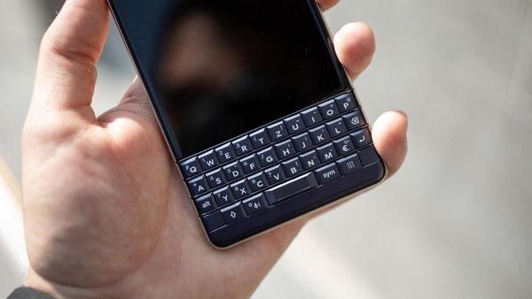 黑莓手机key2le深度测试,黑莓手机key2的blackberry是什么