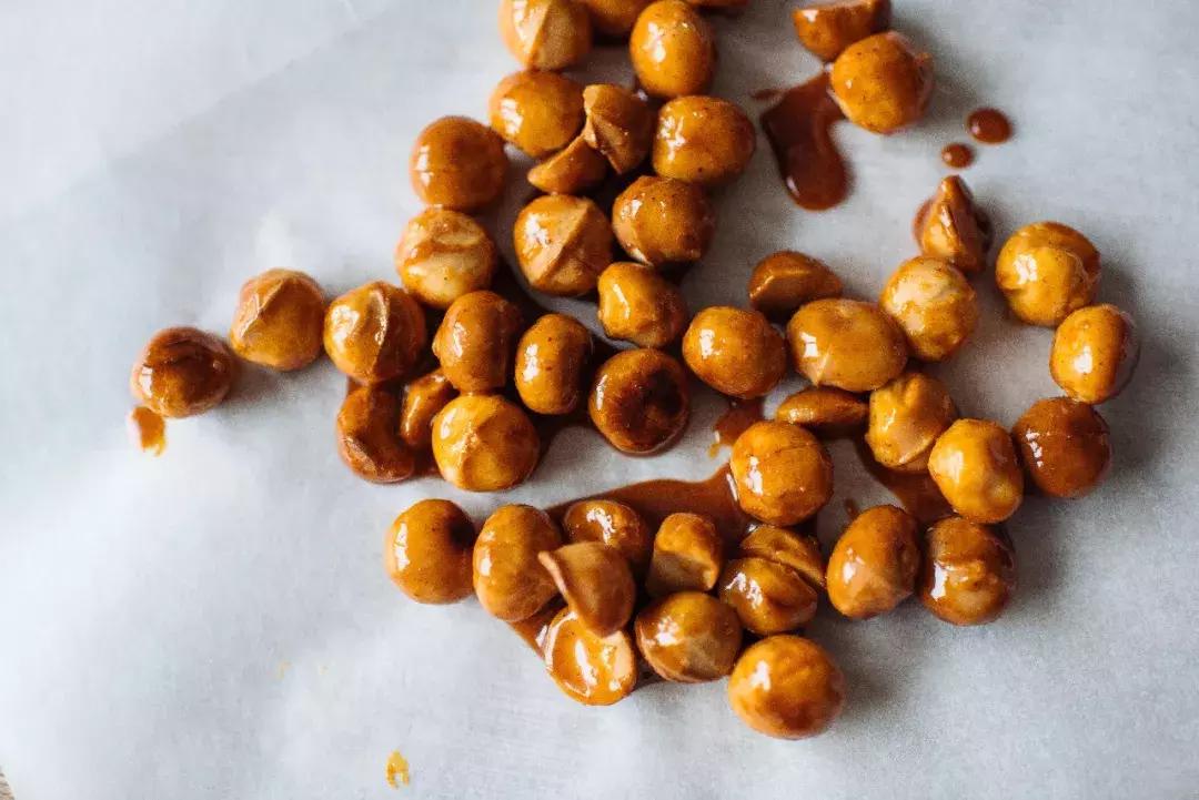 男生叫你多喝热水该怎么怼回去,男生叫你多喝热水穿衣服