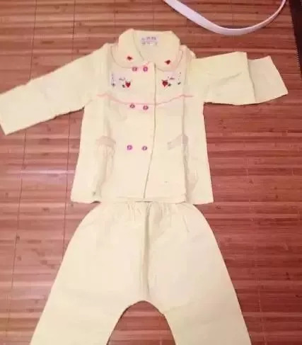 还记得这部童年追过的电视剧吗,90后小时候穿过的套装