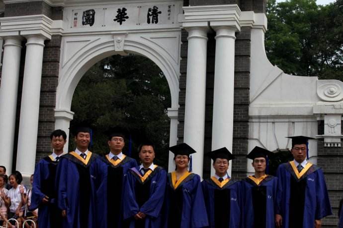 清华北大就业高薪多少,清华北大新生待遇有多好