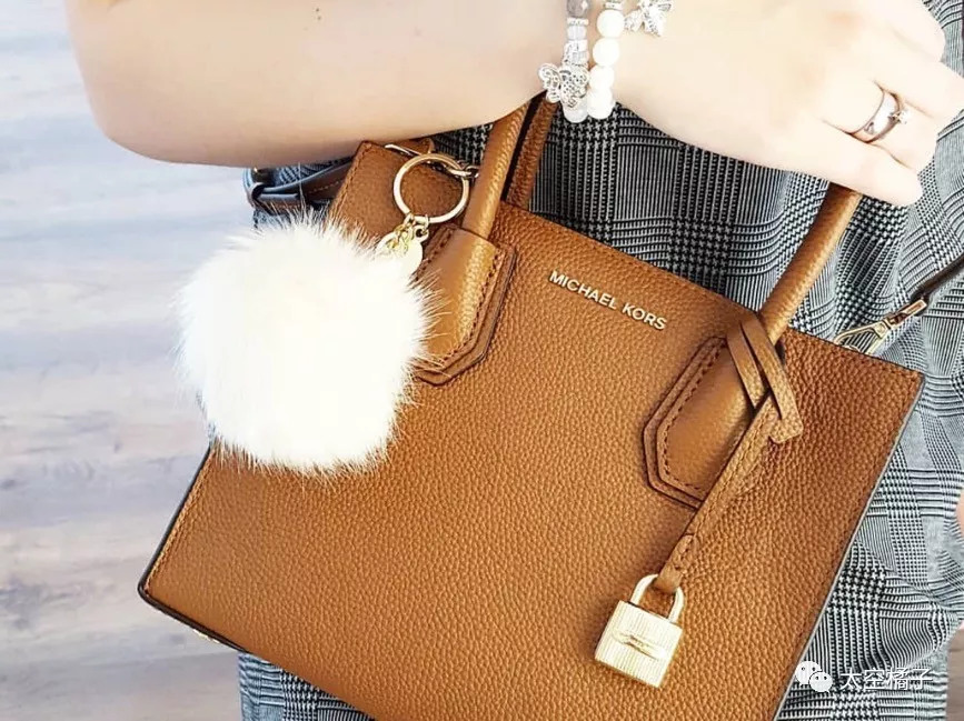 直男在送礼前都做了哪些努力,送人礼物是个技术活