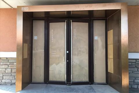 哈尔滨四姐简介,哈尔滨李艳滨详情介绍