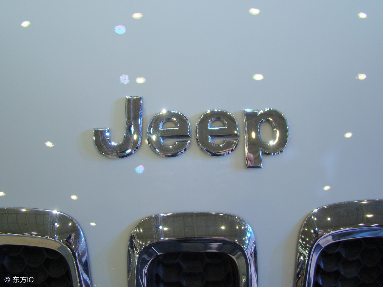 13年迈腾1.8t豪华版现在值得买吗,17年迈腾1.8t豪华版二手车多少钱