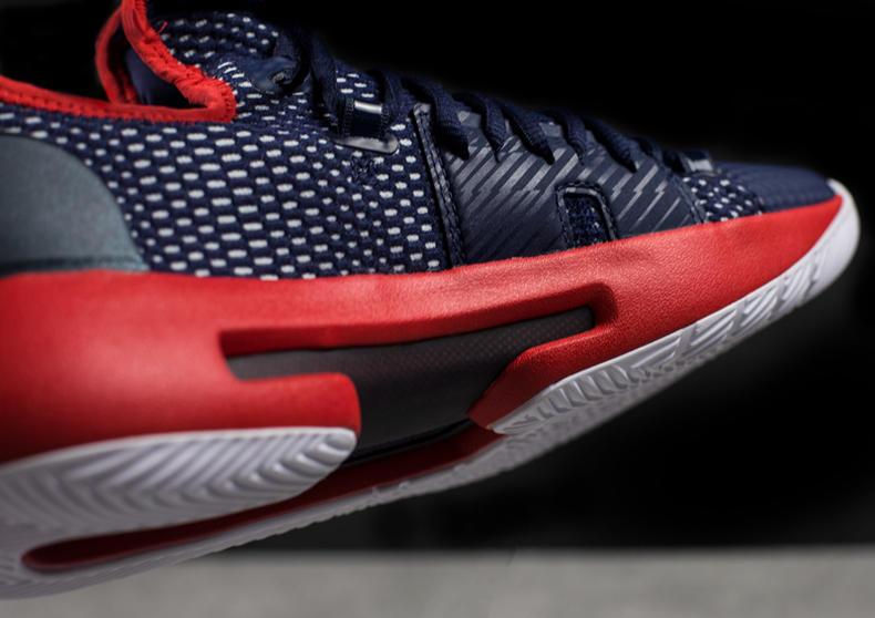 全新缓震科技！UA最新篮球鞋开箱+上脚