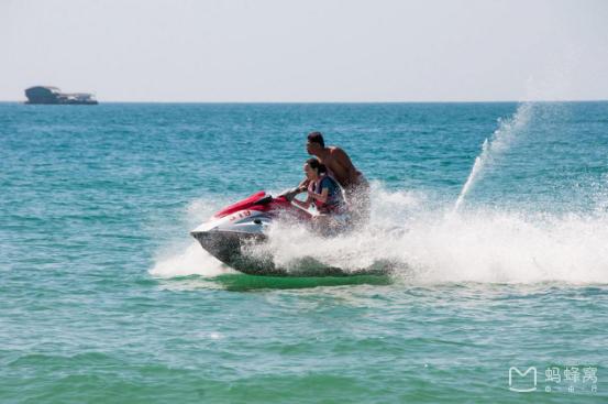 明珠购物广场三亚免税店购物攻略,去三亚旅游怎么吃海鲜便宜实惠