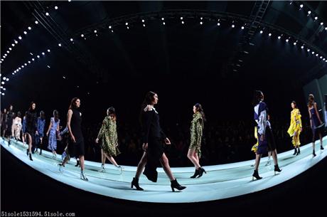 深圳2021中国国际服装服饰博览会,2019服装贴牌博览会