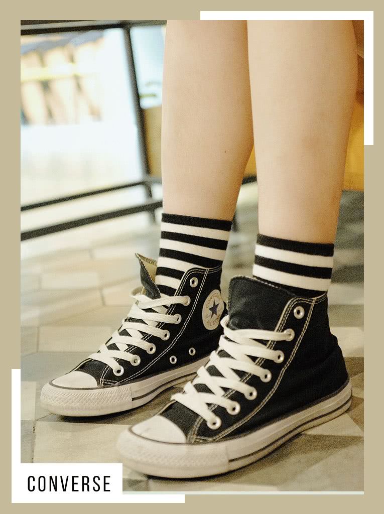 看完员工的鞋子，我哇地一声哭出来