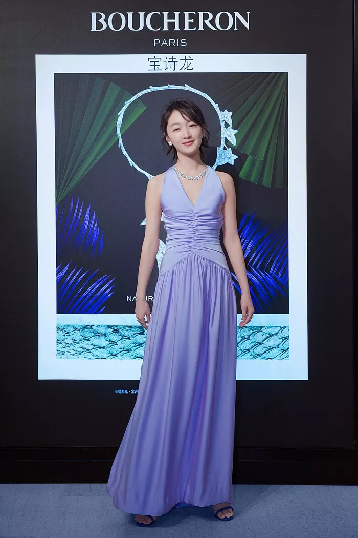 褶皱裙拼缝,褶皱裙的褶皱应该画哪里