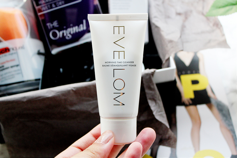 百万的八月爱用品：我成功消灭荷尔蒙痘痘了，成人痘保养经验分享