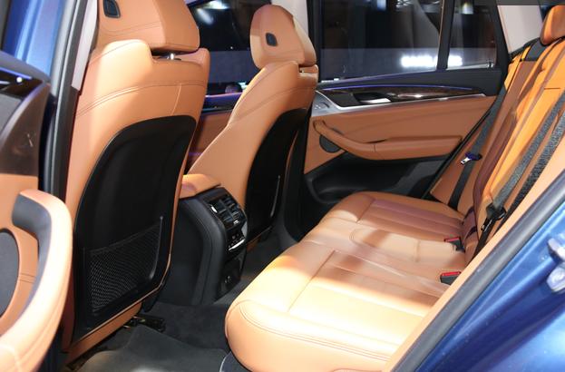 奔驰glc300奥迪q5l宝马x3哪个好,奥迪新q5和a6l怎么选择