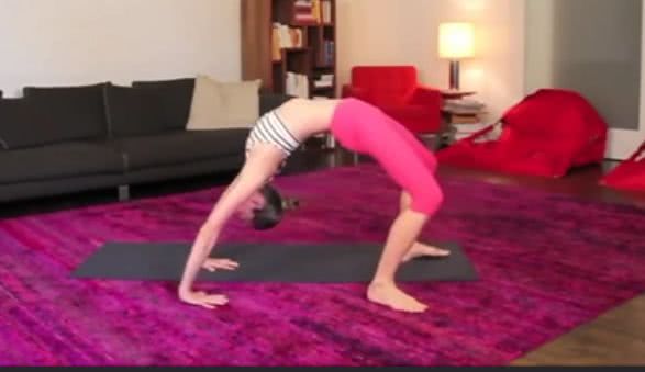 快速瘦腿3天见效筷子腿瑜伽,瘦腿和矫正腿型瑜伽30分钟