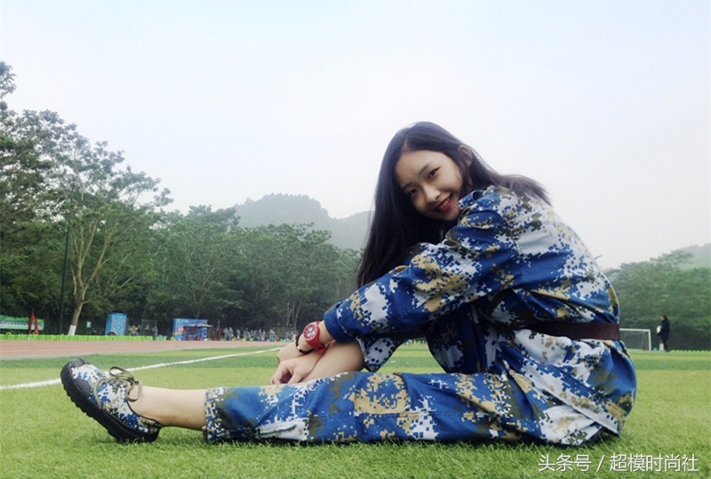 维秘面试PK过吴宜桦及一众外模，新秀贺楚妍，来头只是普通学生？