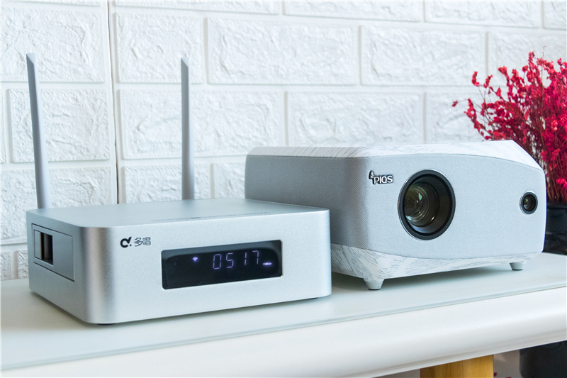 打造家庭影院好一点的要花多少钱,打造家庭版影院用什么投影仪