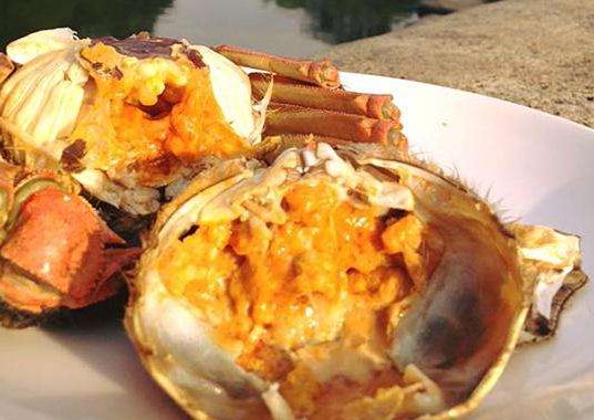 螃蟹怎样蒸蟹黄不漏出来,螃蟹要怎么蒸好吃