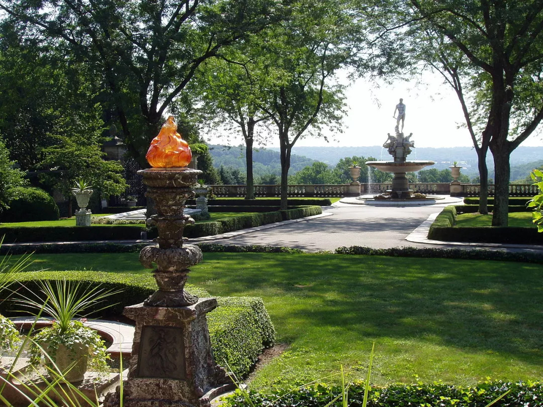 英国女王的庄园,英国女王喜欢的木桐酒庄