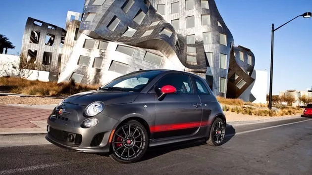 给你不一样的驾驶体验菲亚特500,新款菲亚特500硬顶版