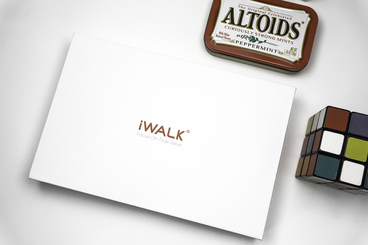 10000毫安带线一体充电宝,支持快充的10000毫安充电宝