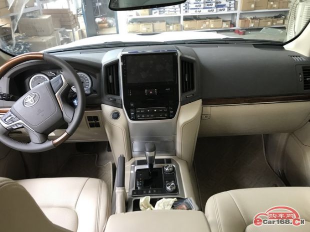 越野发烧友最喜欢的车,2020款兰德酷路泽4000中东版价格