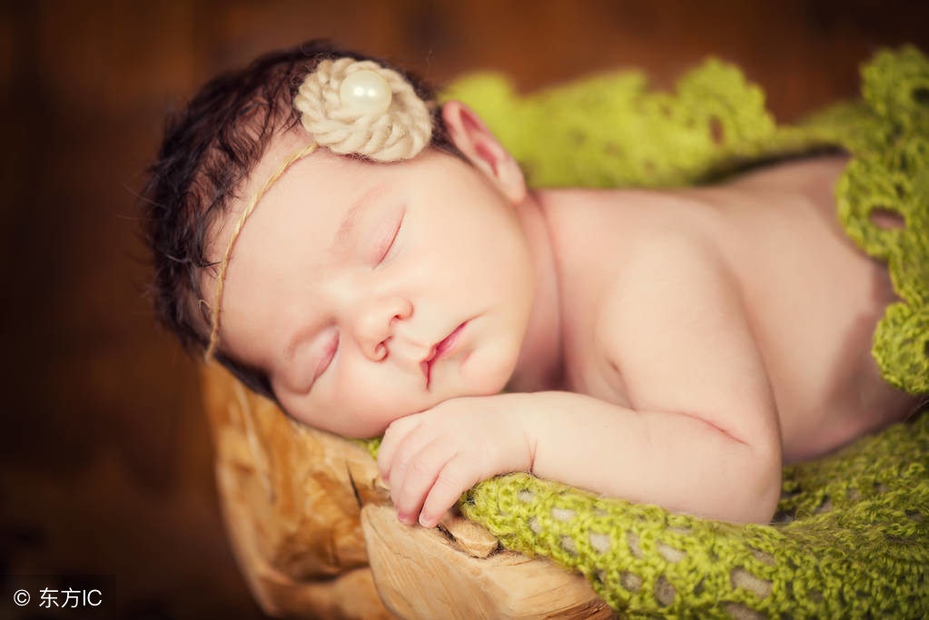 为什么婴儿晒太阳能退黄疸,新生儿黄疸晒太阳退了又反复了