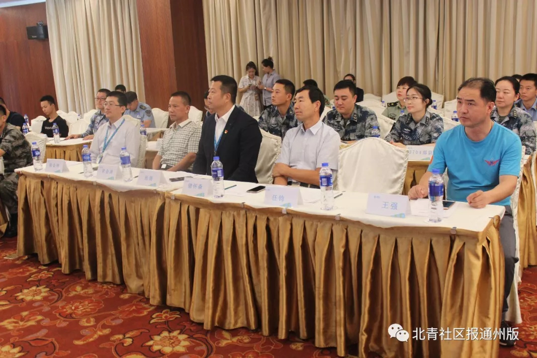 他是全市新时代好少年,更是通州用快板打出名堂的“普法小能手”