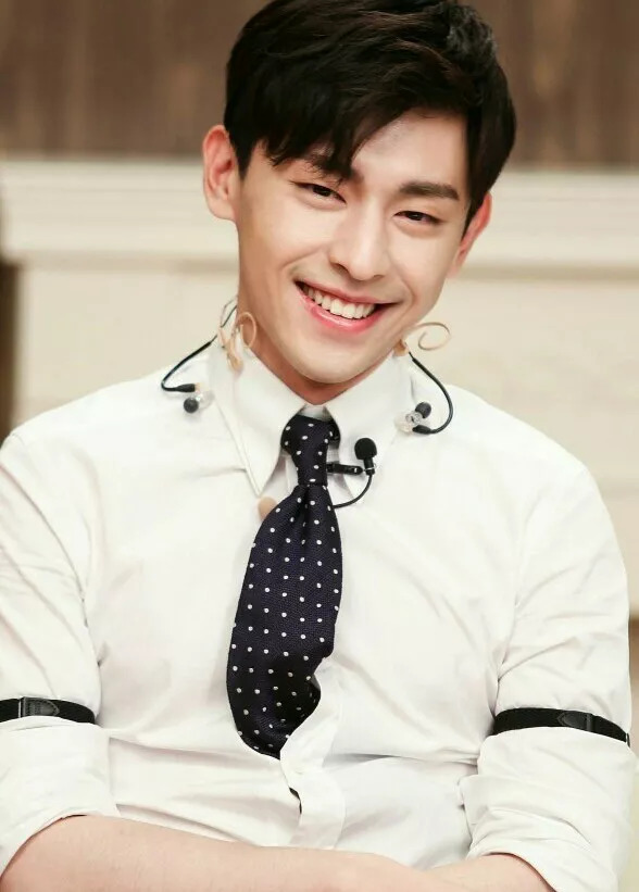 OK!干货｜邓伦哭出双眼皮不是谁都行，这波电眼操作原来方法那么多！