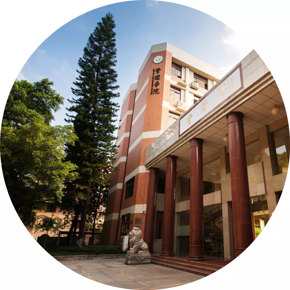 军训进行时青春正当时,军训进行时热血青春永不言败