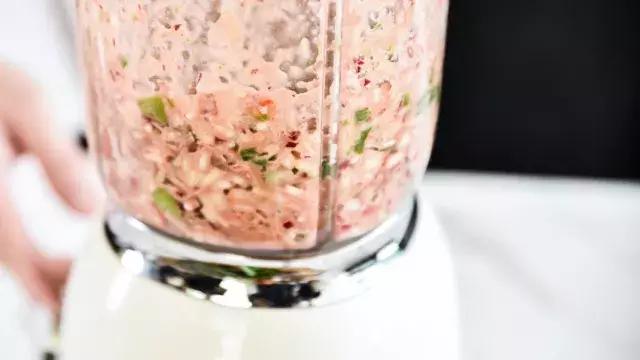 泰国冬阴功汤正宗做法,泰国冬阴功汤做法视频