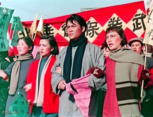 少年行天坑鹰猎,天坑鹰猎少年好看吗