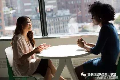 初次见面既虚伪又热情,首次见面时要表达爱意吗