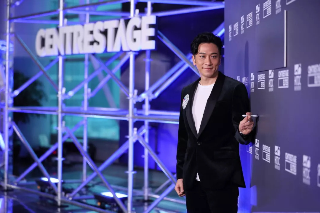 阿秋秋说｜10个角度，麻溜带你去趟香港时装周