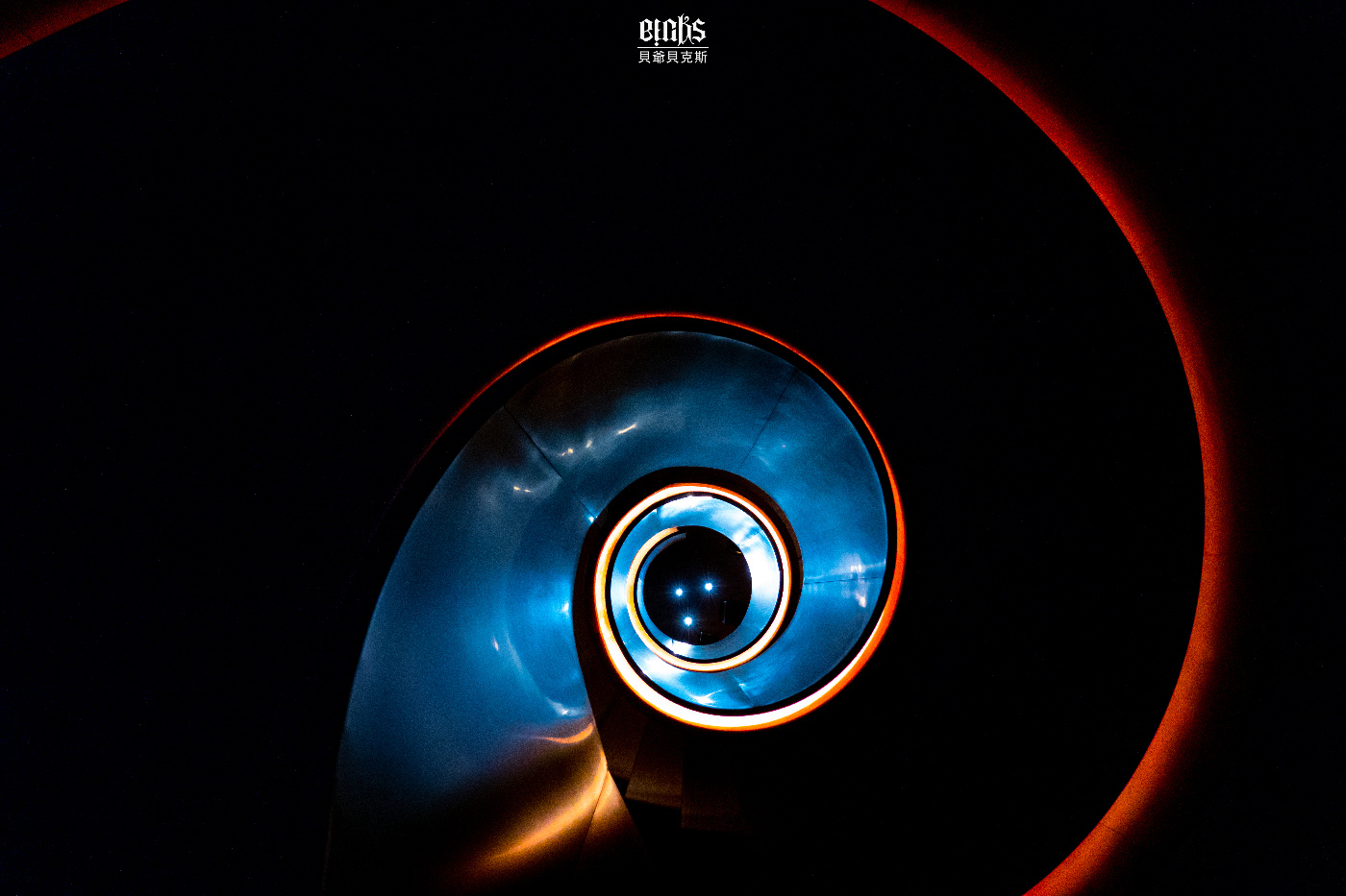 旅游带什么三脚架轻松一点,旅行要不要带便携三件套