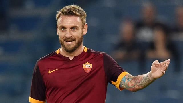 足坛十大中场节拍器,足球节拍器是哪个位置