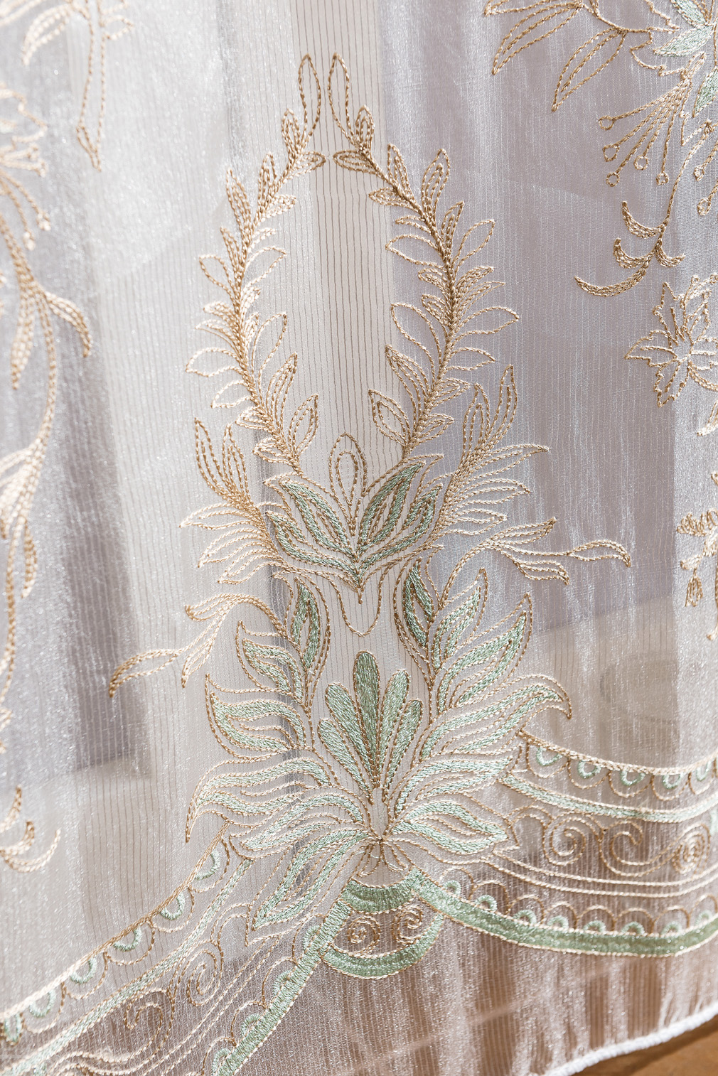 买窗帘为什么要买2倍,买窗帘一定要买品牌吗