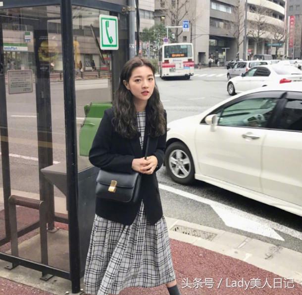 小个儿女生不只可以驾驭可爱风哦，穿对衣服让你做百变小仙女