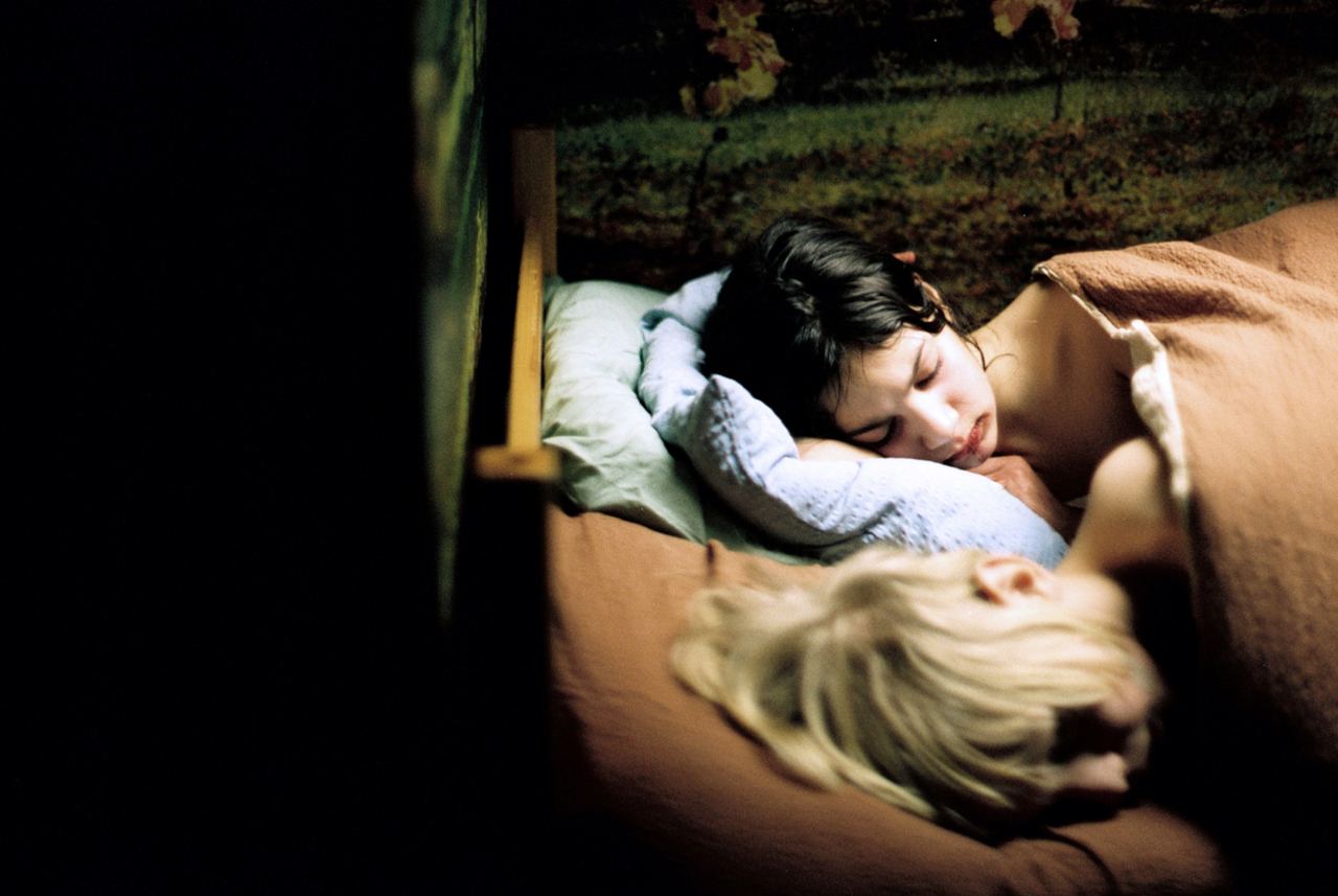 血色入侵解说,血色入侵片源