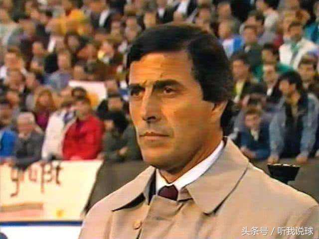 70岁的足球教练,71岁老足球教练