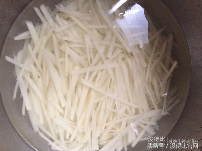 朝鲜族土豆饼教程视频,铁板土豆饼摆摊教程