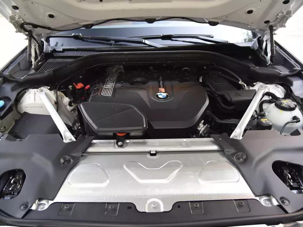 试驾新款宝马x3入门版,宝马x3国产后加长了吗