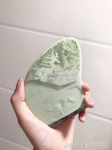 请问洁面仪真的能洗干净脸吗,这款洁面仪超火让你的脸更加洁净