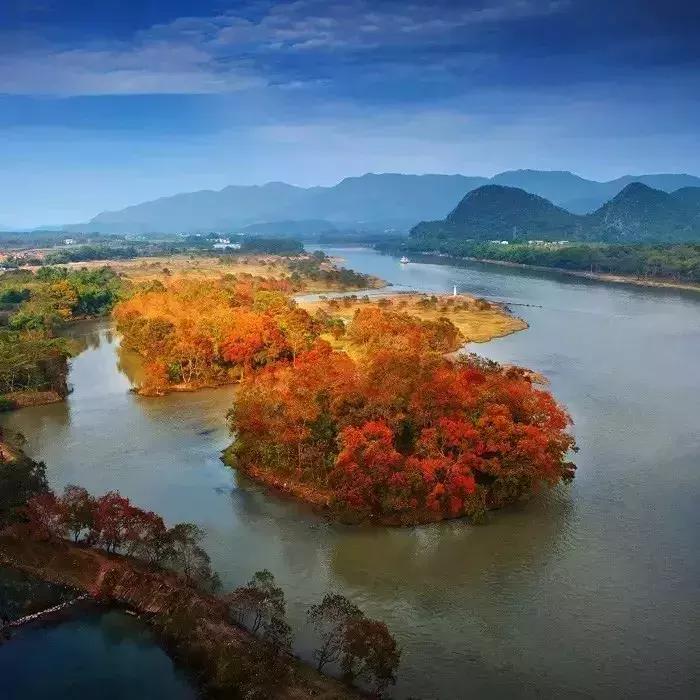 国内最美的十大海滨城市,国内最撩人的20个金秋童话