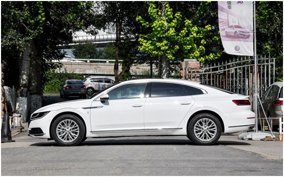 大众cc和君威gs哪个划算,君威gs跟大众cc怎么选